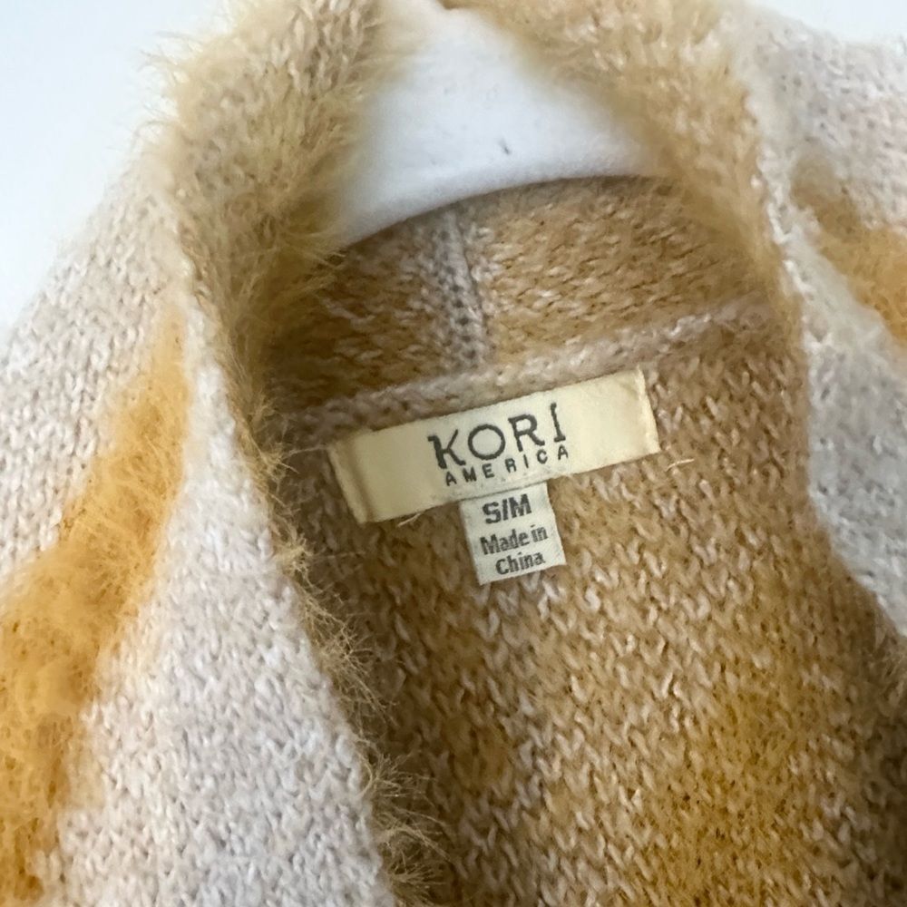 Kori Open Front Geometric raised Design Cardigan Sweater S/M - Picture 8 of 8